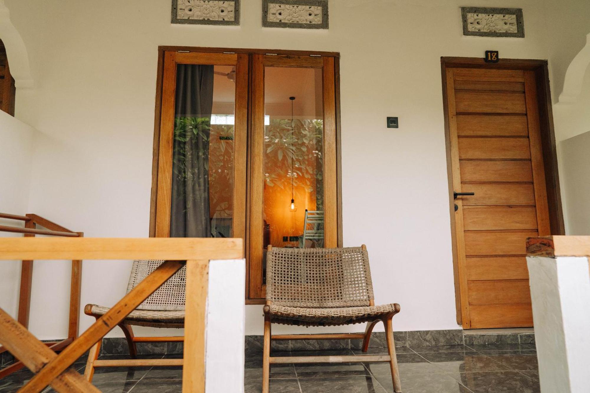 Hotel The Confidential Mandalika Kuta  Exterior foto